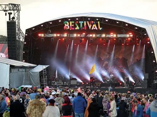 Bestival Minibus Hire