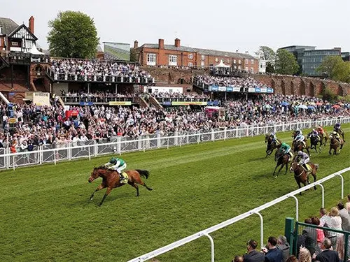 Chester Races May Festival Minibus Hire