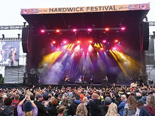 Hardwick Live Festival Minibus Hire